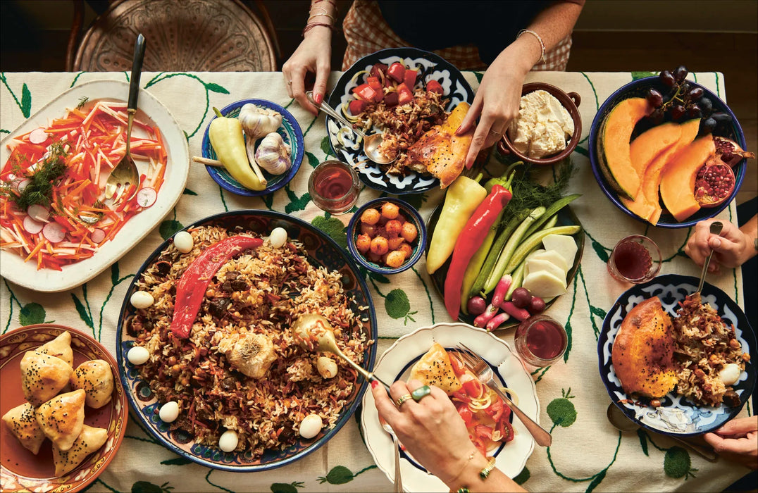 Silk Roads : A Flavour Odyssey with Recipes from Baku to Beijing