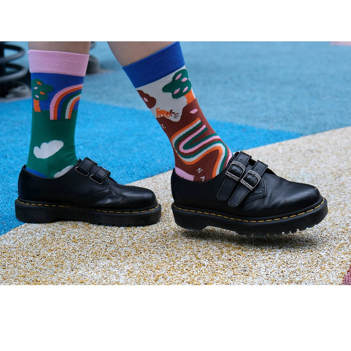 Sleeping Rainbow Socks 睡了的彩虹襪子